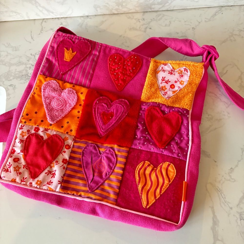 Haha Heart patterned shoulder purse